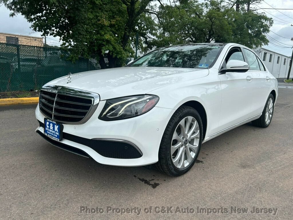 Used 2018 Mercedes-Benz E 300 4MATIC image 1