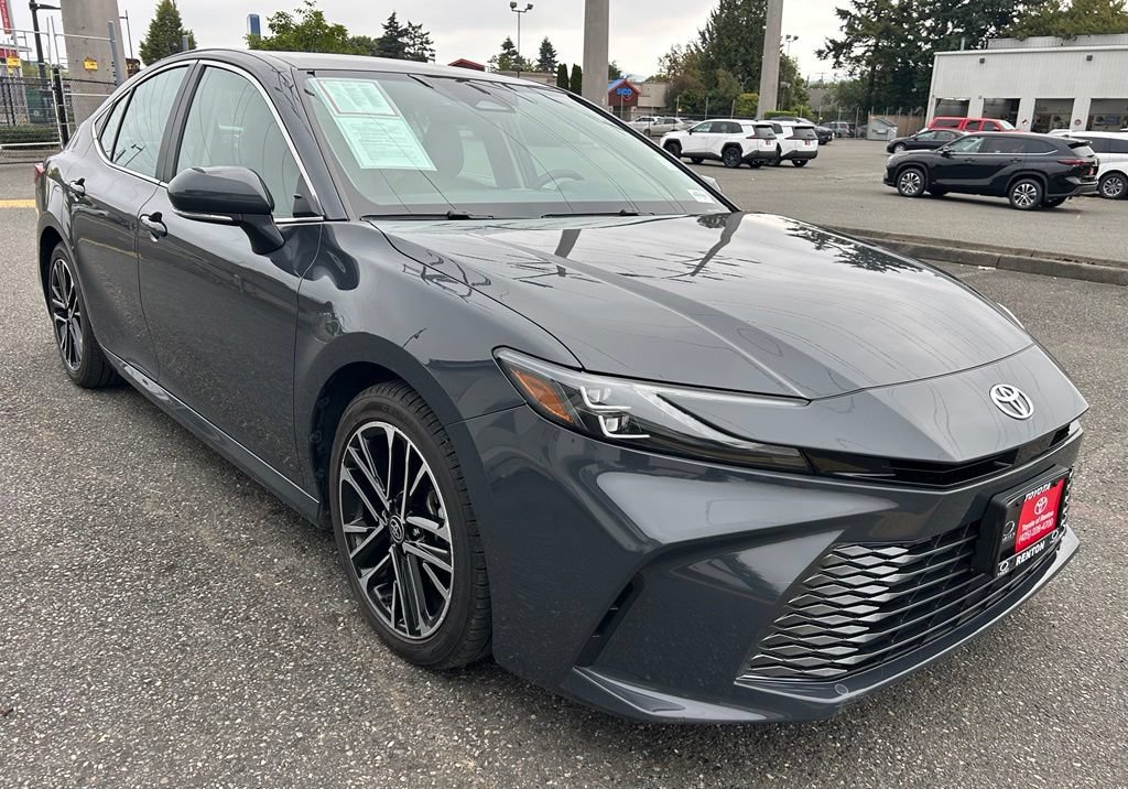 Certified 2025 Toyota Camry XLE FWD image 3