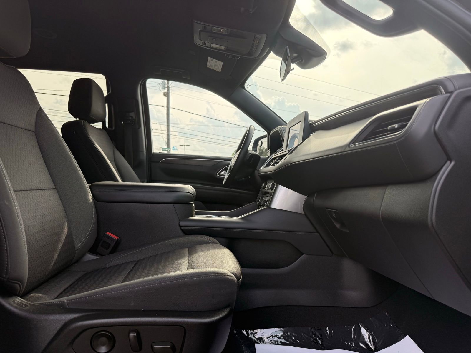 Used 2023 Chevrolet Tahoe LS AWD/4WD image 35
