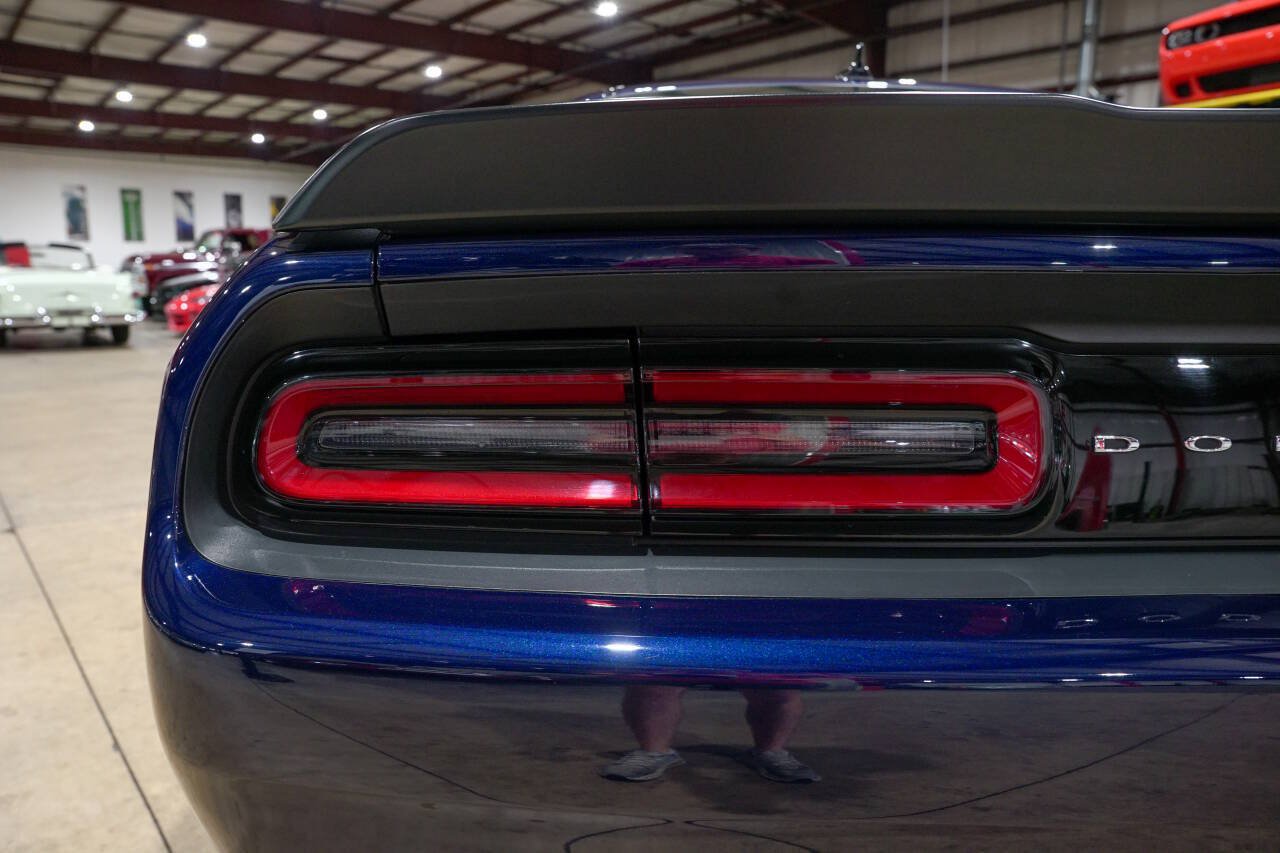 Used 2017 Dodge Challenger R/T Scat Pack RWD image 31