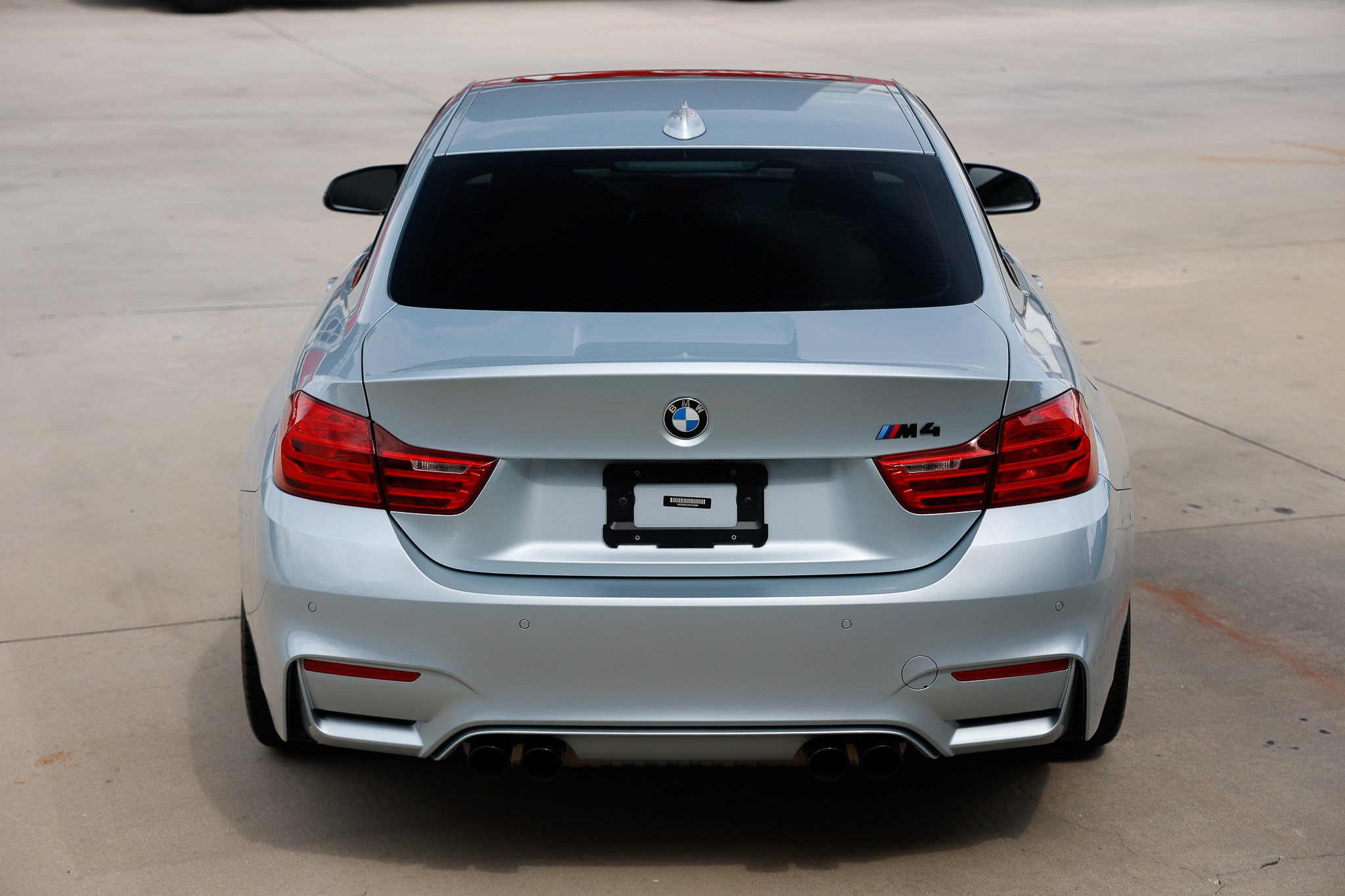 Used 2017 BMW M4 Coupe RWD image 13