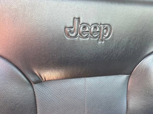 Used 2012 Jeep Liberty Sport AWD/4WD image 29