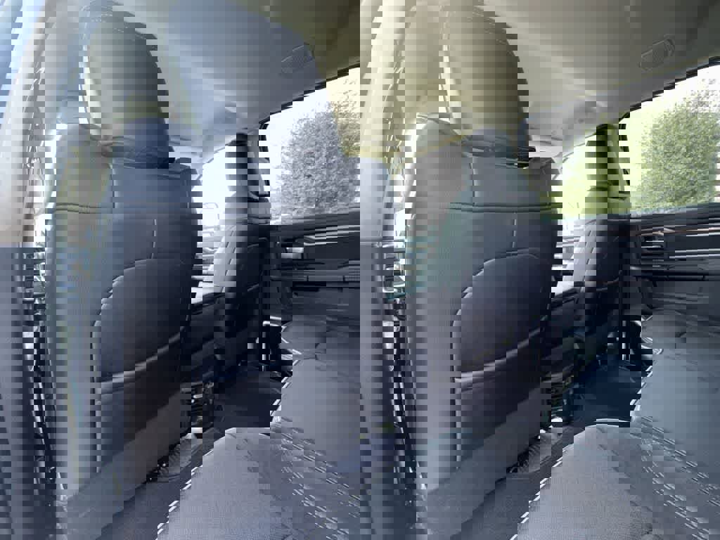 Used 2024 RAM 2500 Laramie image 12