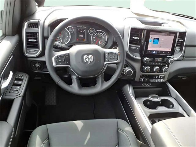 New 2026 RAM 1500 4x4 Crew Cab image 11