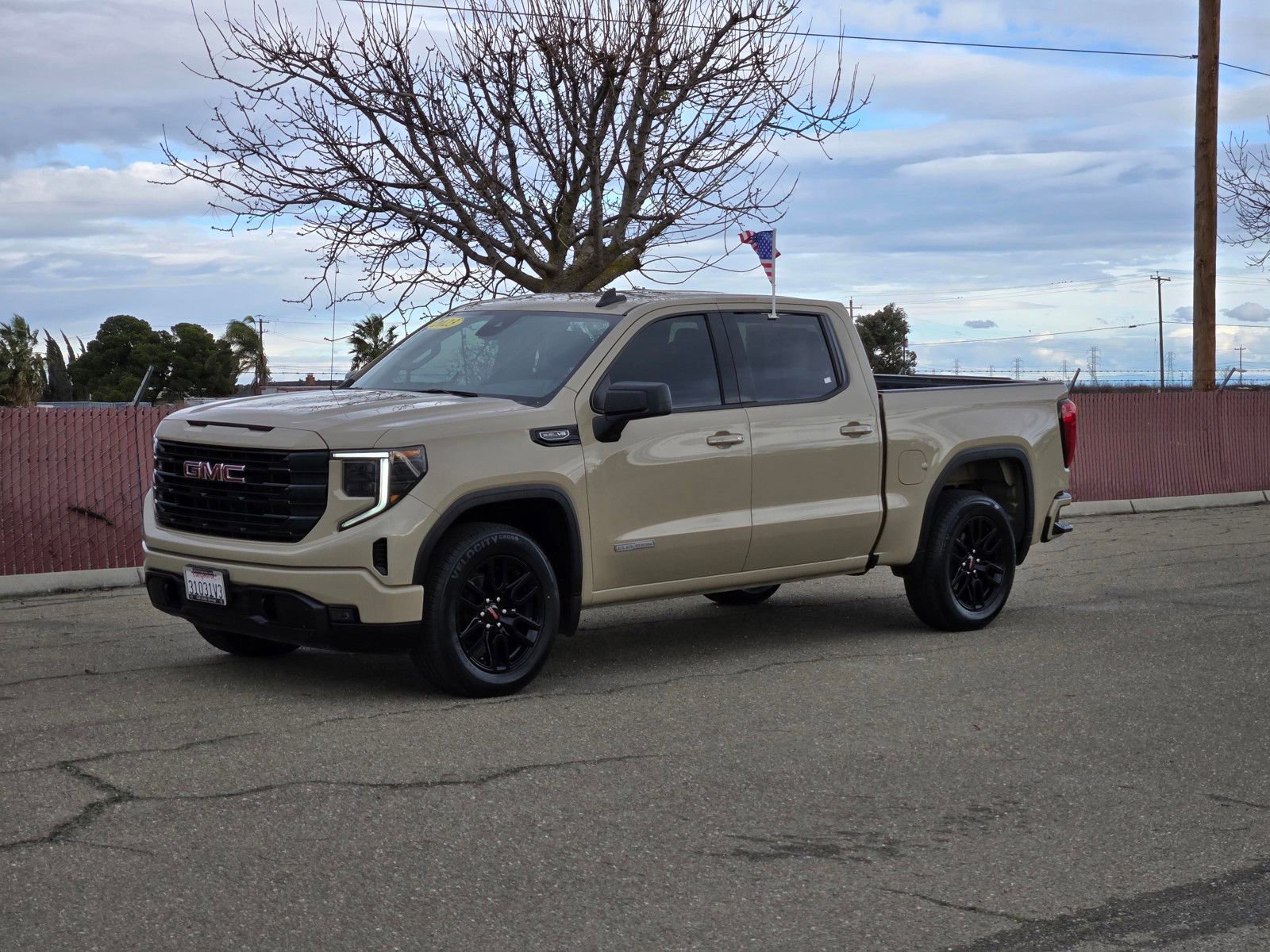 Used 2023 GMC Sierra 1500 Elevation image 9