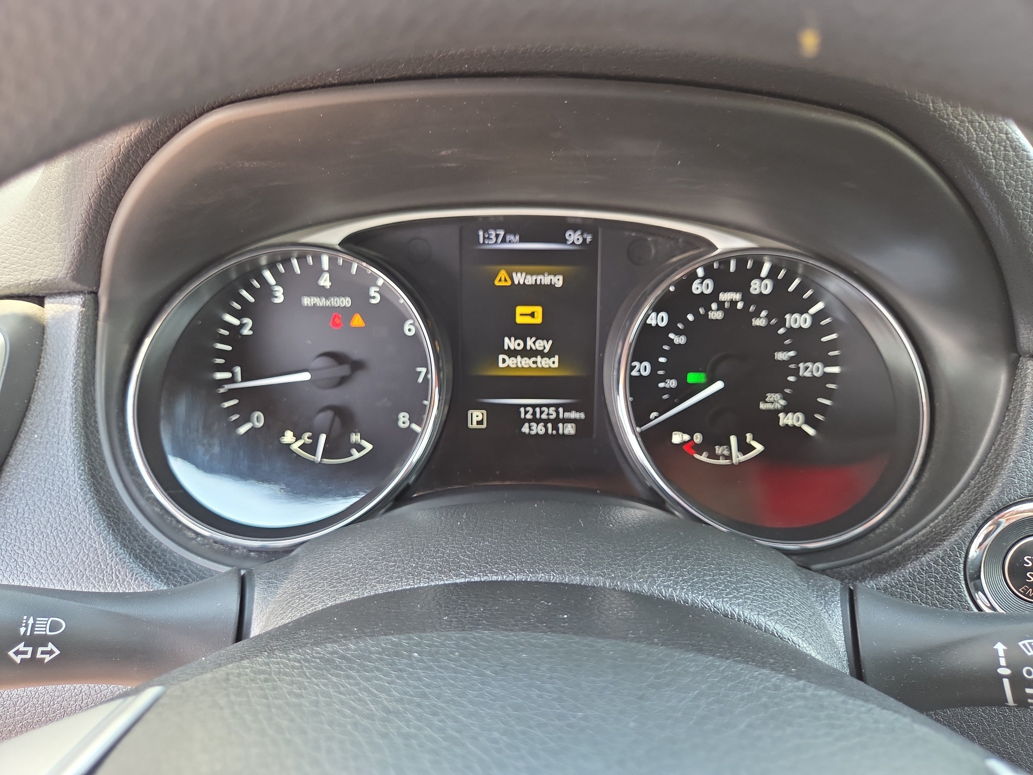 Used 2015 Nissan Rogue SV AWD/4WD image 21