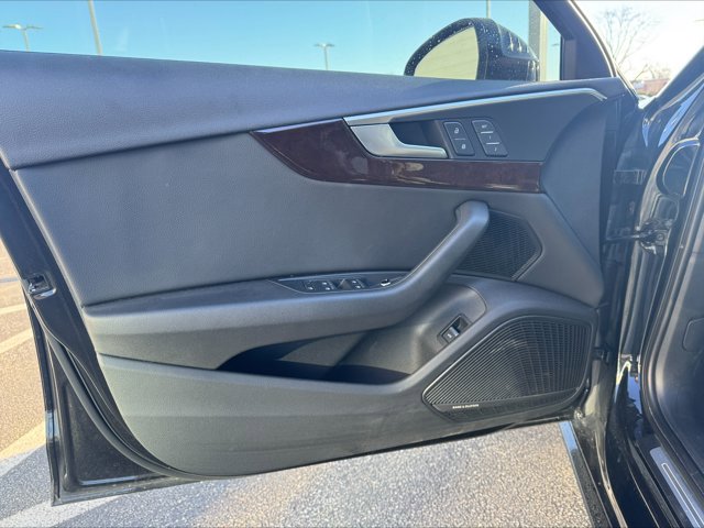 Used 2018 Audi A4 2.0T Premium Plus w/ Premium Plus Package image 9