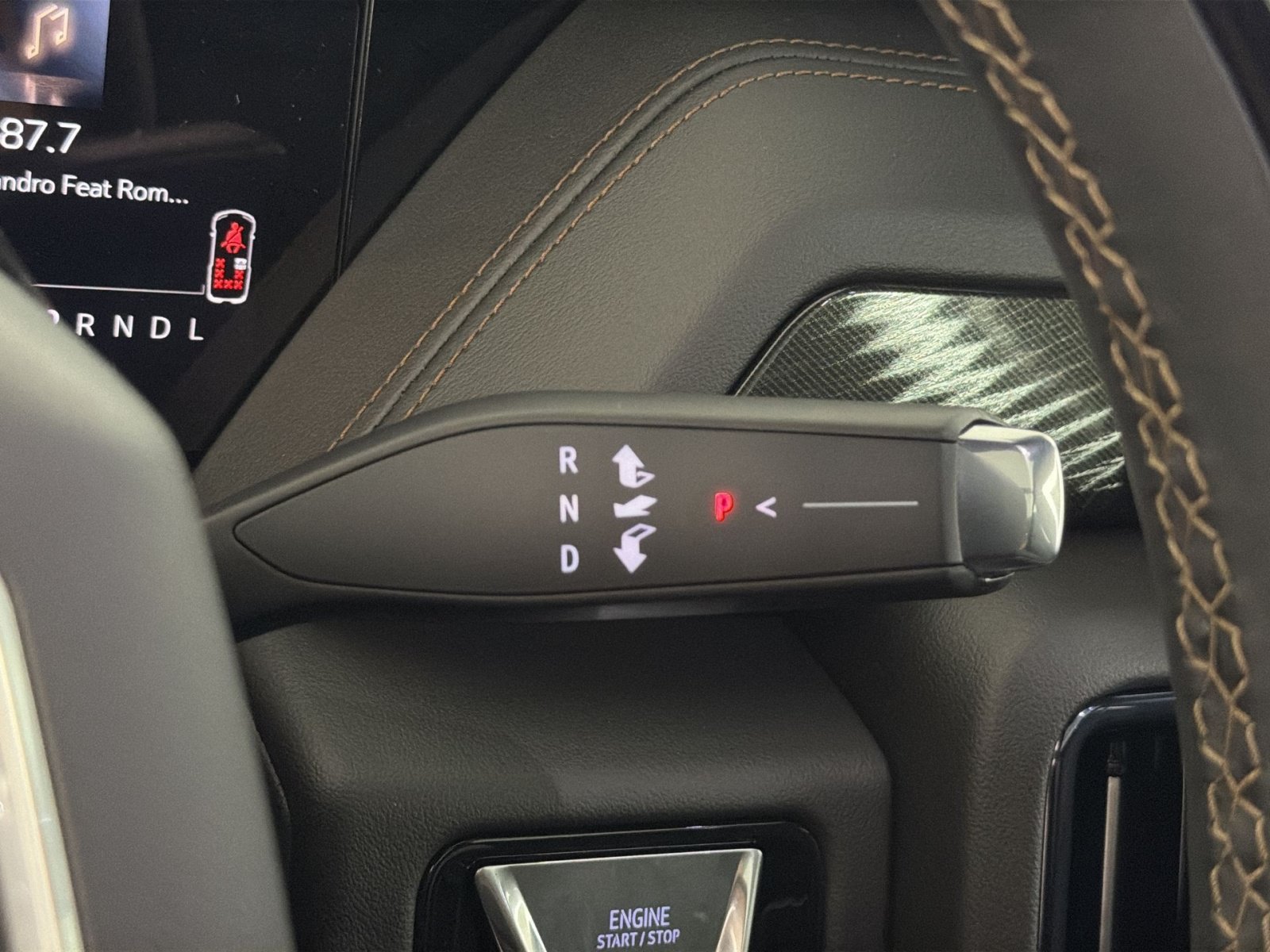 New 2026 GMC Yukon XL AT4 w/ AT4 Premium Plus Package AWD/4WD image 22