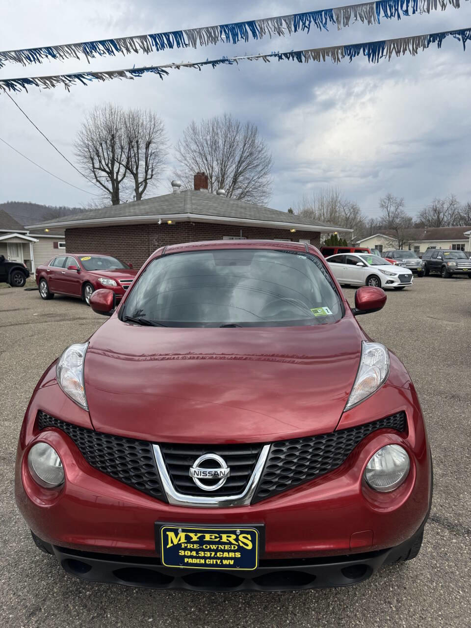 Used 2013 Nissan Juke SV AWD/4WD image 2