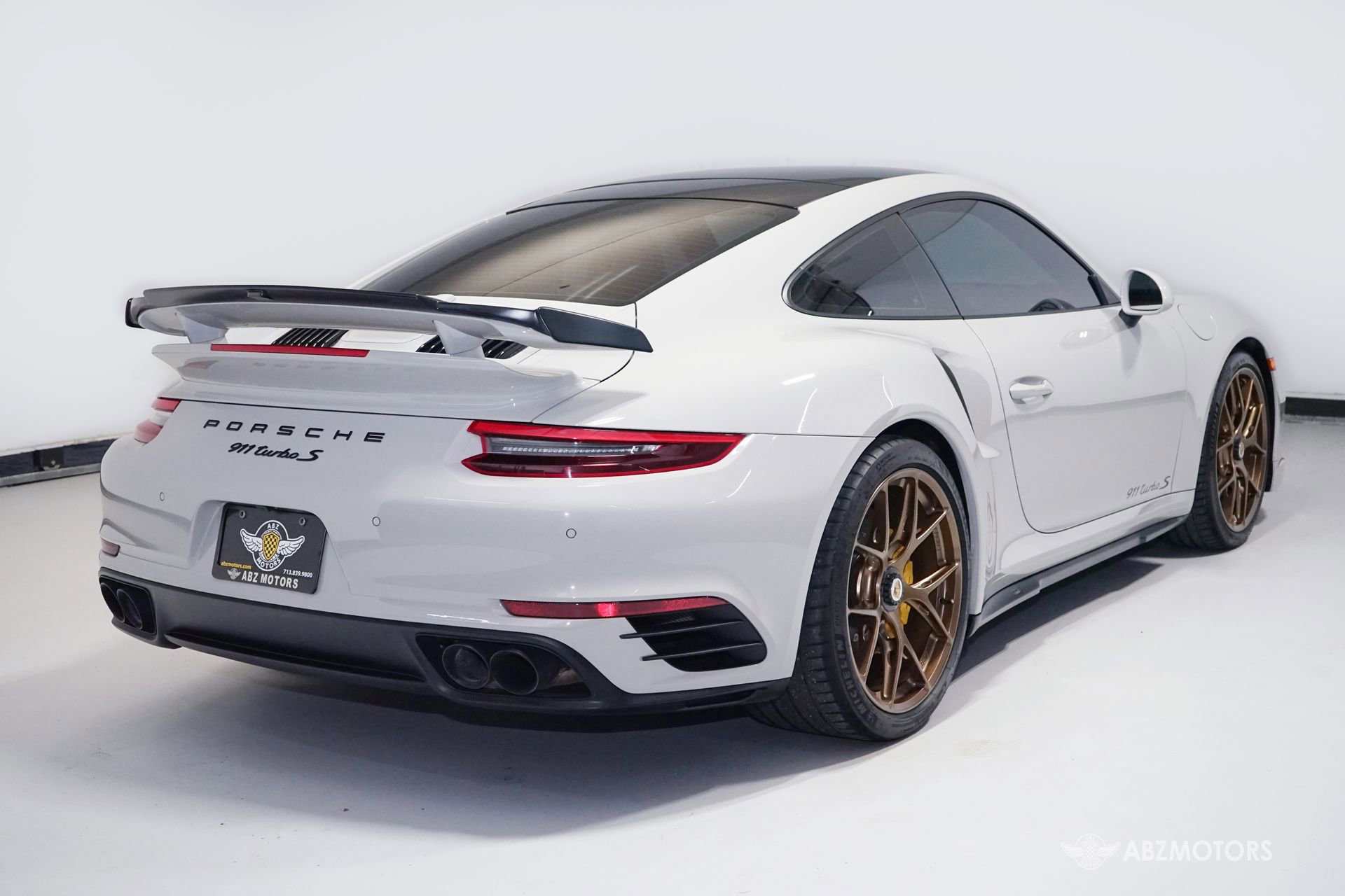 Used 2018 Porsche 911 Turbo S AWD/4WD image 6