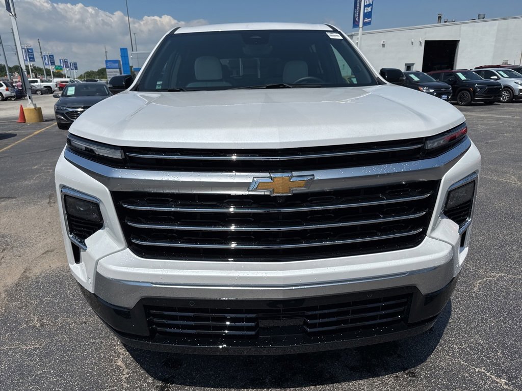 Used 2024 Chevrolet Traverse RS image 8