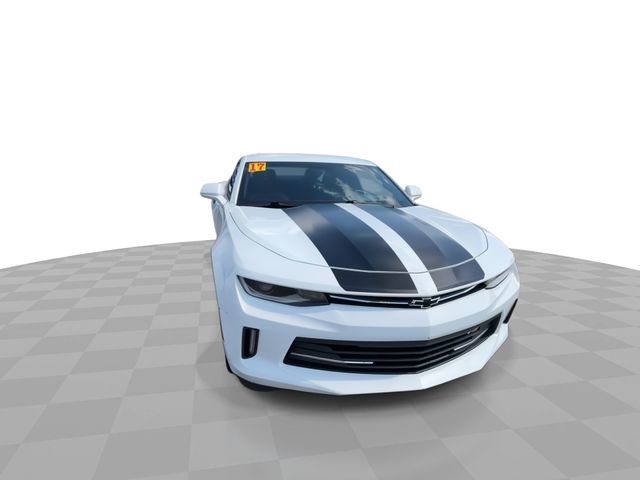 Used 2017 Chevrolet Camaro LT RWD image 3