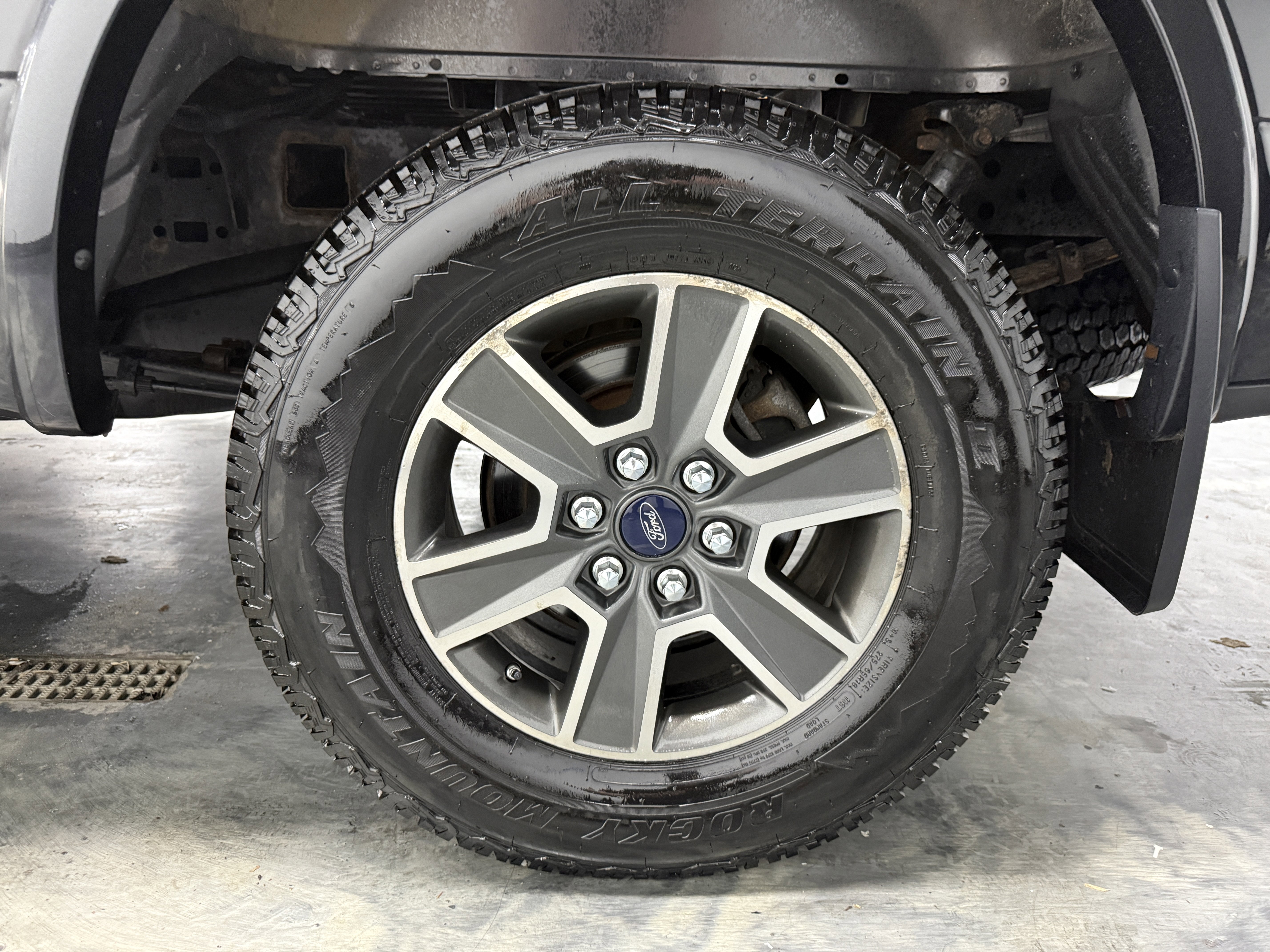 Used 2015 Ford F150 XLT w/ Equipment Group 301A Mid AWD/4WD image 25