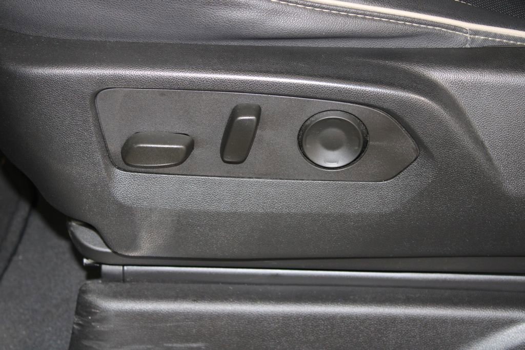 Used 2024 Chevrolet Tahoe Premier image 23