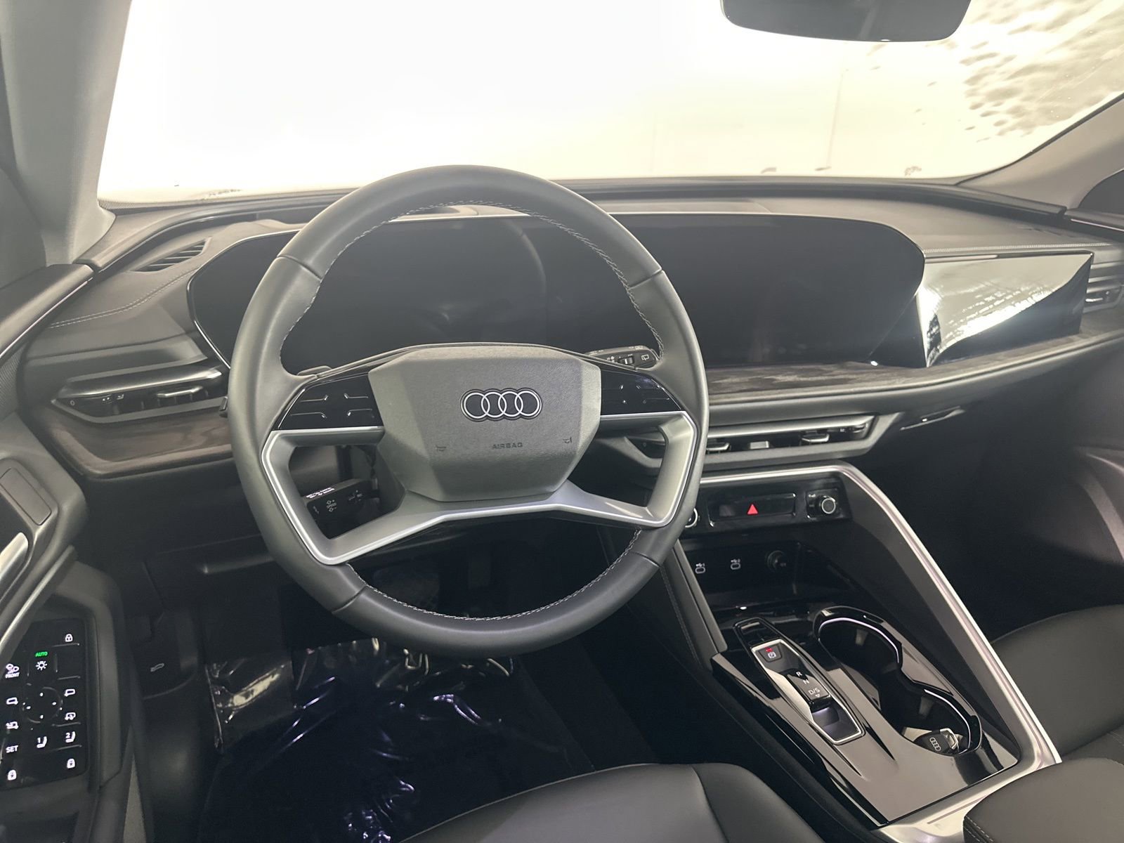 Certified 2025 Audi Q5 Premium w/ Premium Plus AWD/4WD image 15