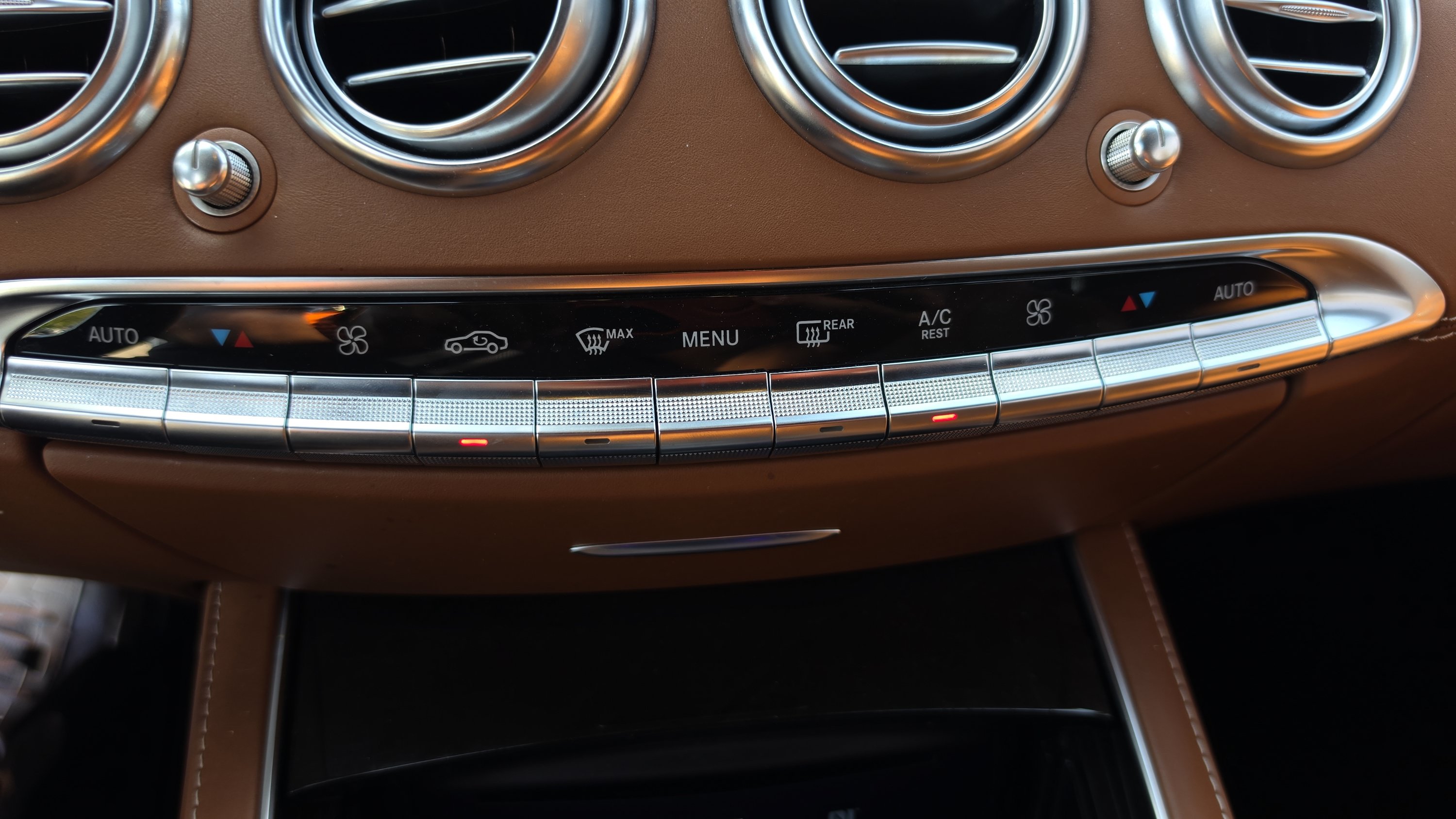 Used 2017 Mercedes-Benz S 550 Cabriolet image 19