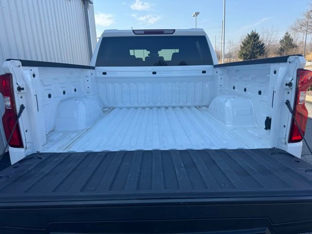 Used 2023 Chevrolet Silverado 1500 RST w/ LPO, Dark Essentials Package AWD/4WD image 9