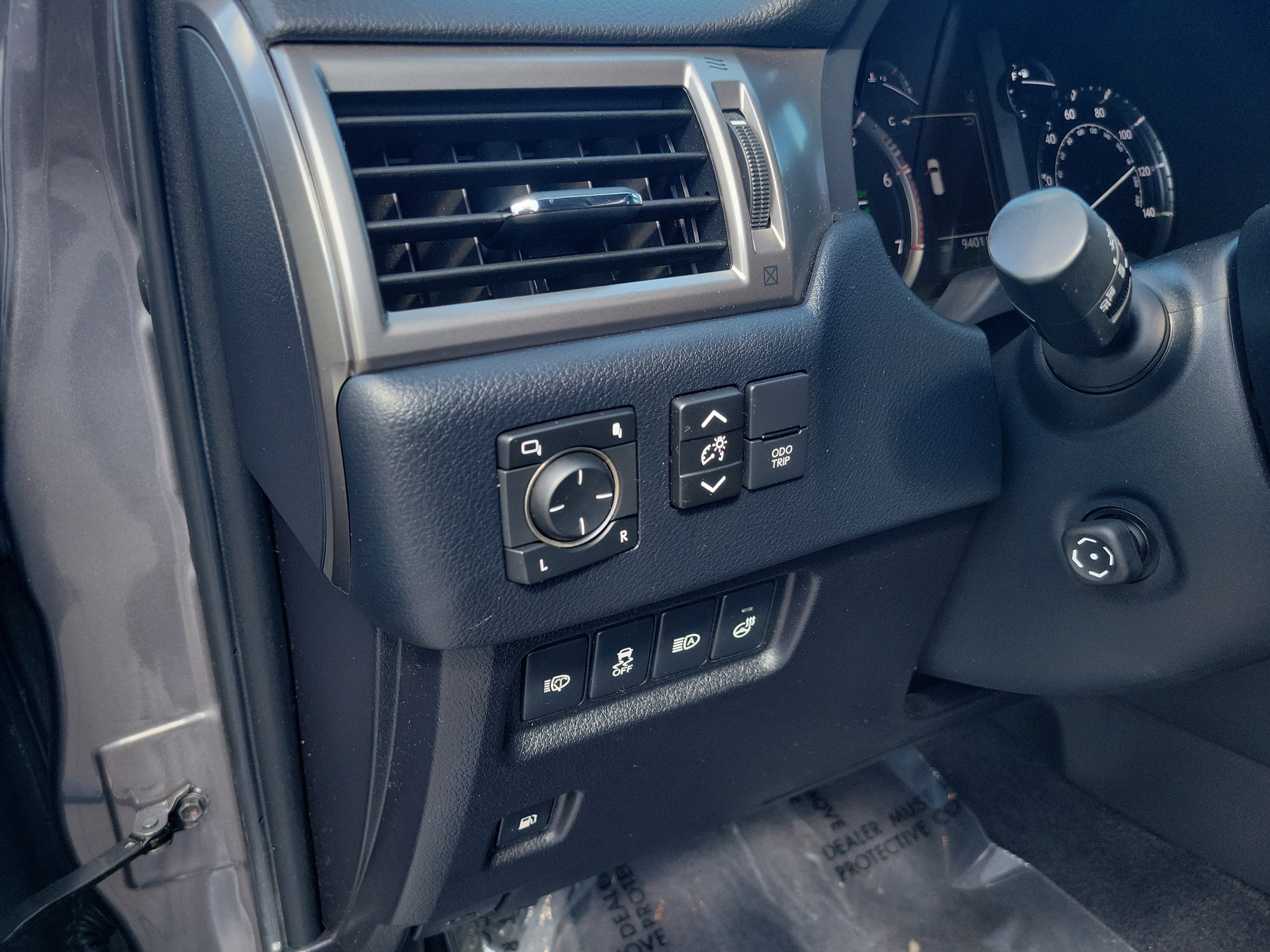 Used 2022 Lexus GX 460 Premium w/ Premium Package AWD/4WD image 23