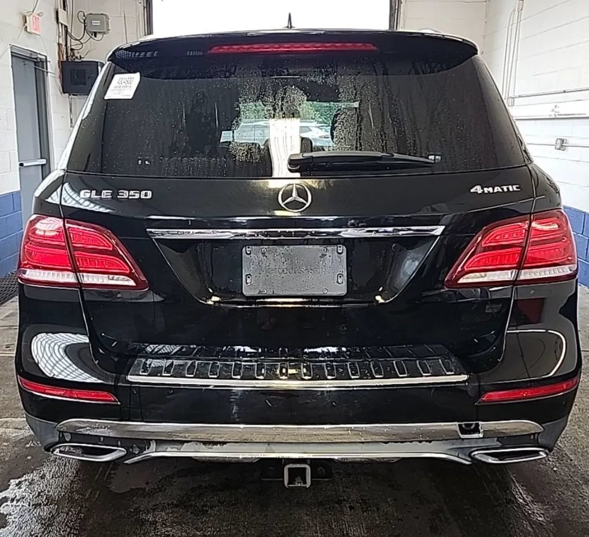Used 2018 Mercedes-Benz GLE 350 4MATIC image 3