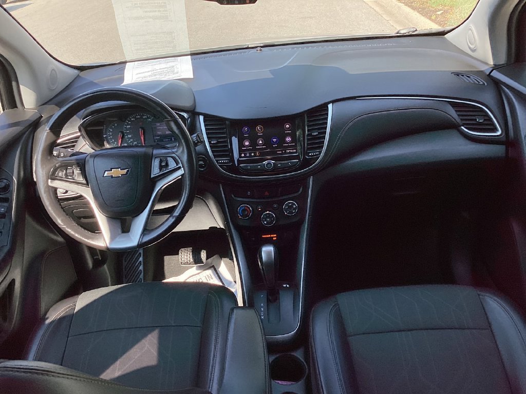 Used 2020 Chevrolet Trax LT w/ LT Convenience Package FWD image 7