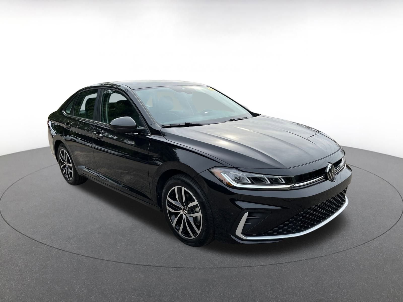 Used 2025 Volkswagen Jetta SE