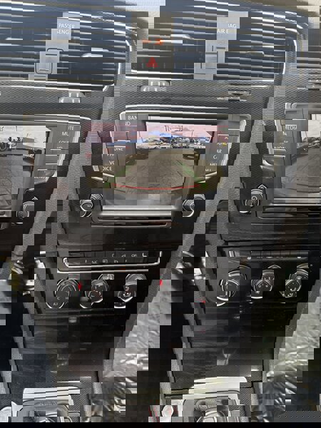 Used 2017 Volkswagen GTI SE image 11