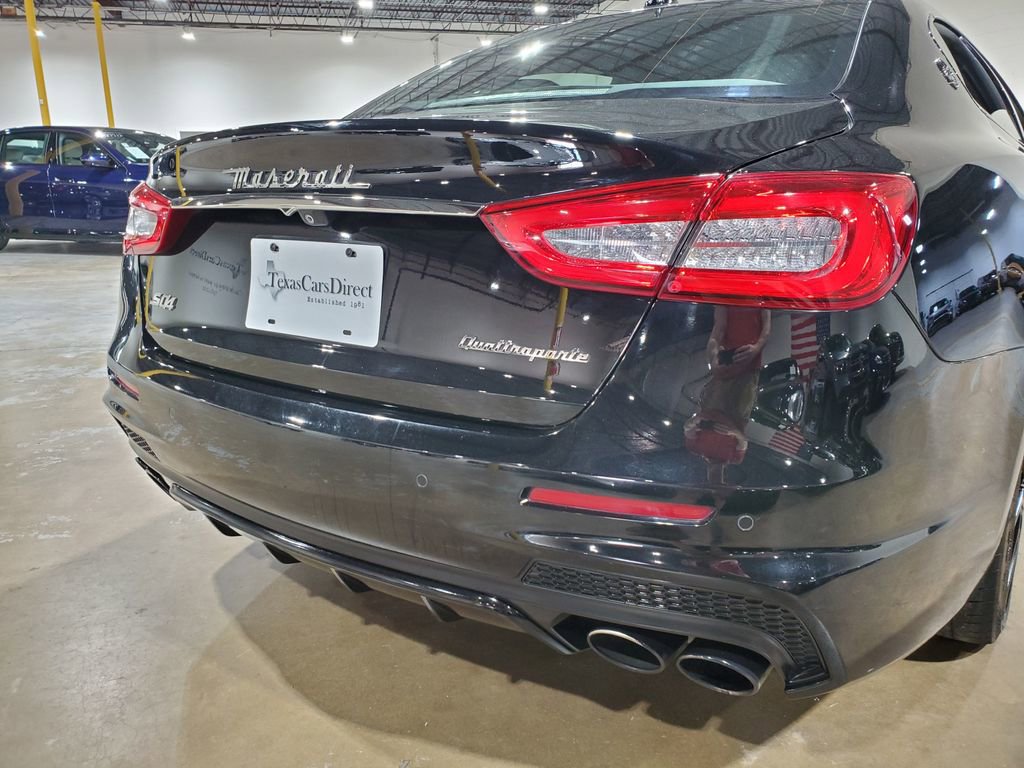 Used 2018 Maserati Quattroporte S GranSport Q4 AWD/4WD image 46