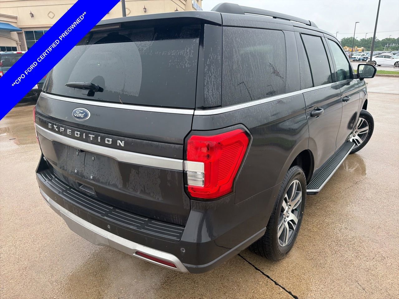 Used 2022 Ford Expedition XLT AWD/4WD image 11