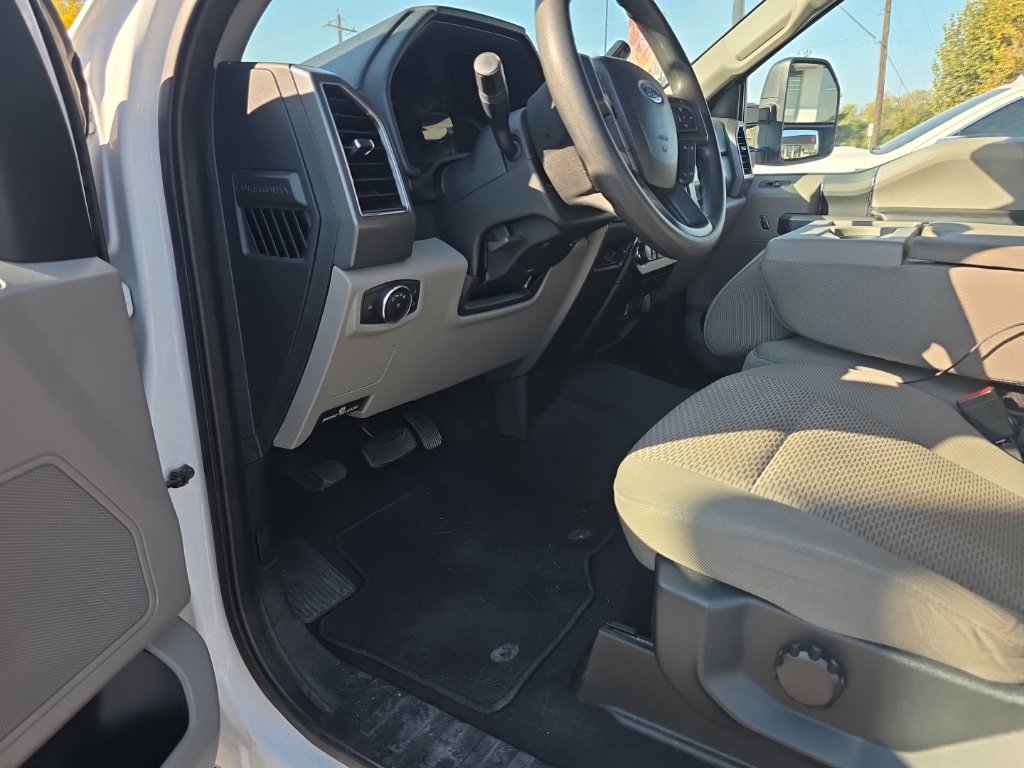 Used 2021 Ford F250 XLT AWD/4WD image 23