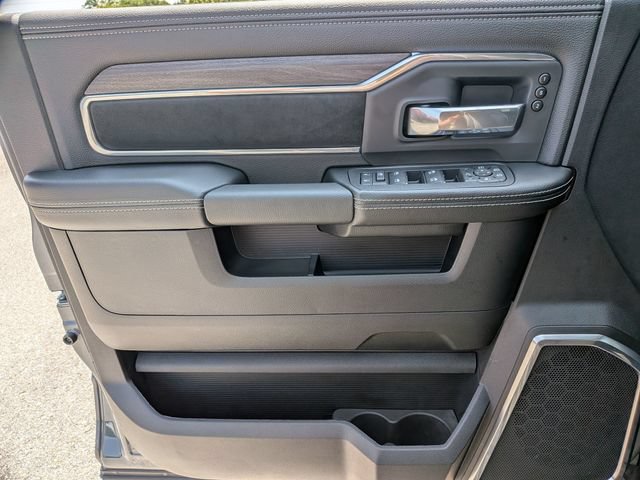 New 2026 RAM 2500 Laramie w/ Night Edition AWD/4WD image 32