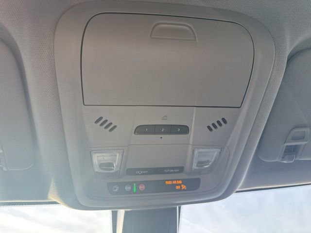 Used 2024 Chevrolet Blazer LT image 17