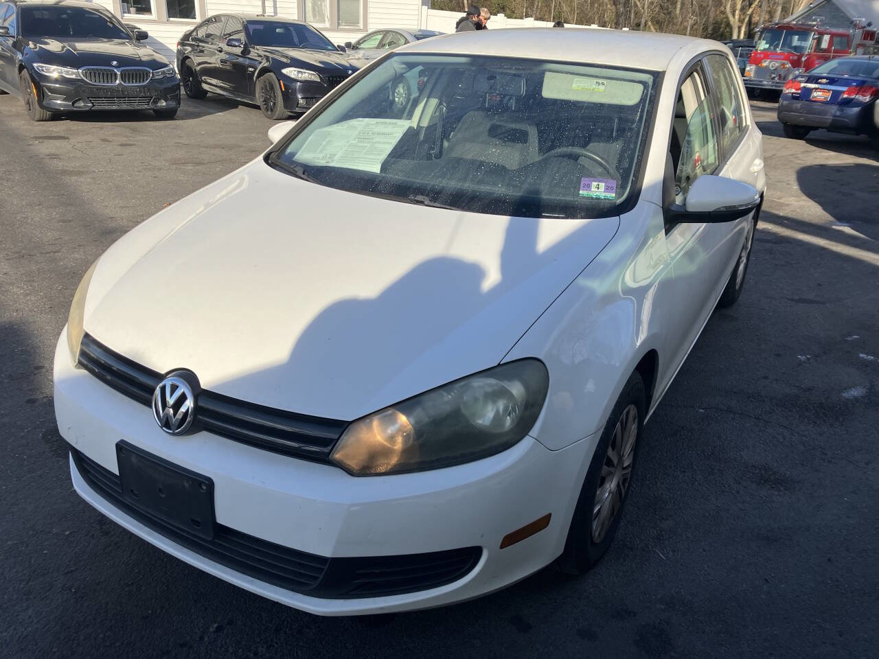 Used 2010 Volkswagen Golf 4-Door image 10