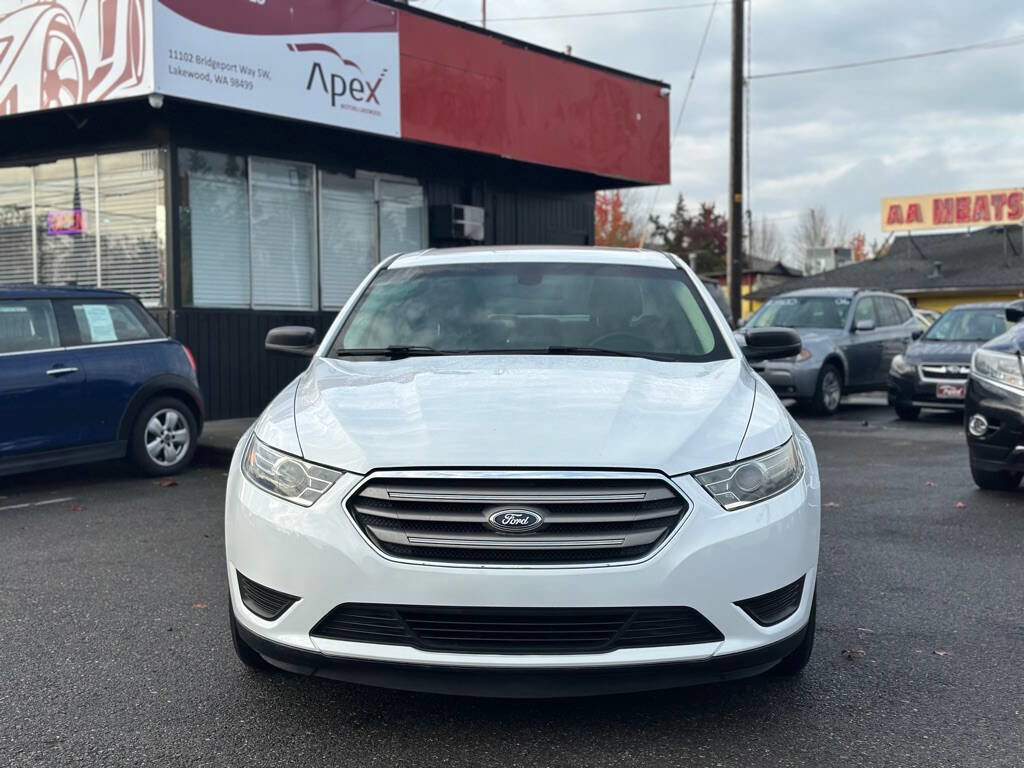 Used 2015 Ford Taurus SE image 4