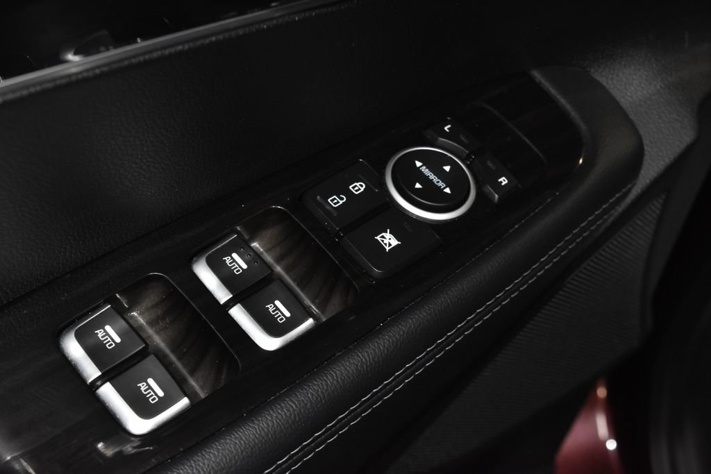 Used 2019 Kia Sorento FWD image 5
