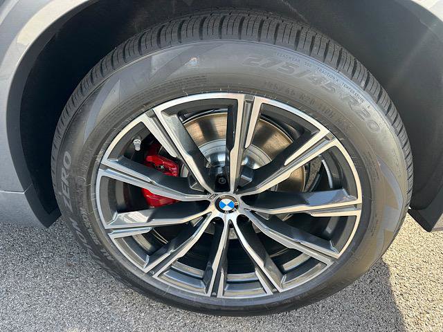 New 2026 BMW X5 xDrive50e w/ M Sport Package image 8