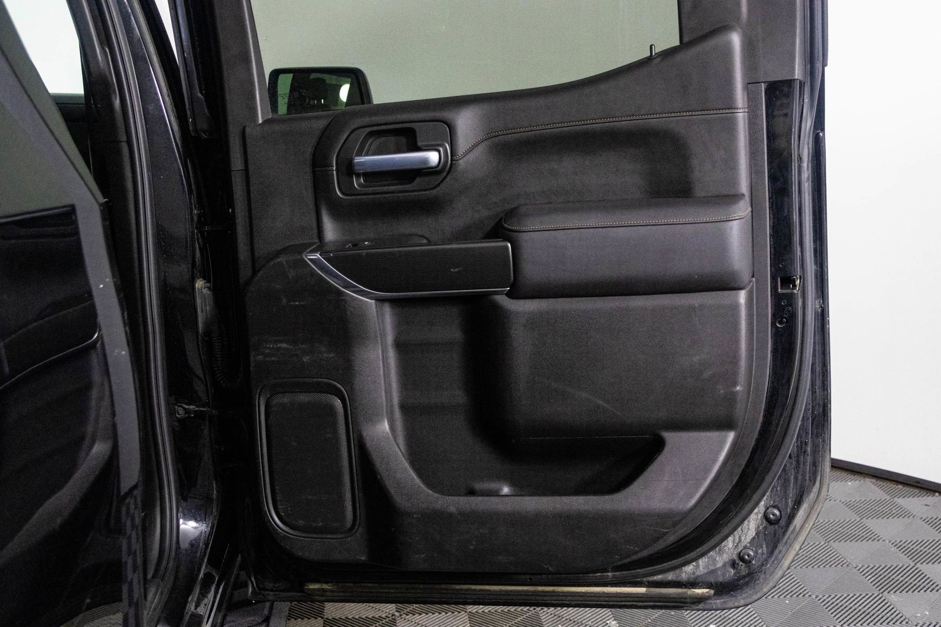 Certified 2021 GMC Sierra 1500 AT4 w/ AT4 Premium Package image 22