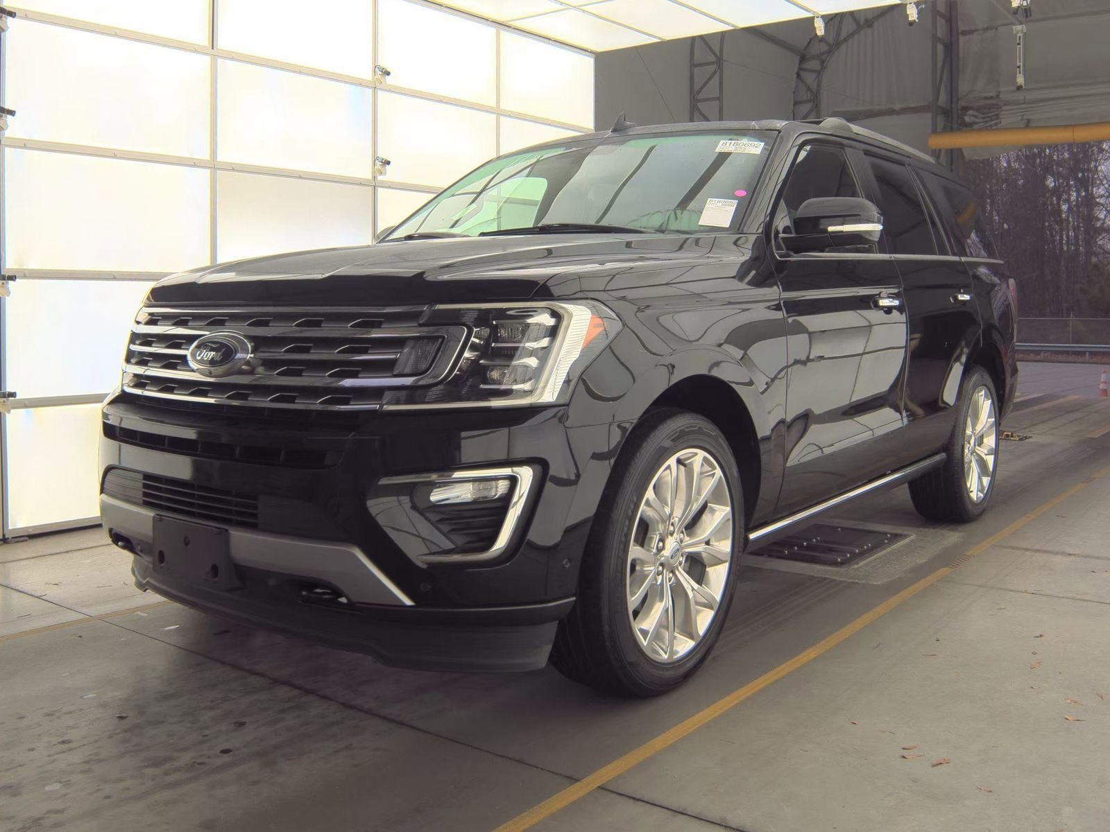 Used 2019 Ford Expedition Limited w/ Equipment Group 302A image 2