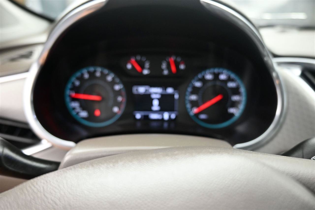 Used 2020 Chevrolet Malibu LT FWD image 13