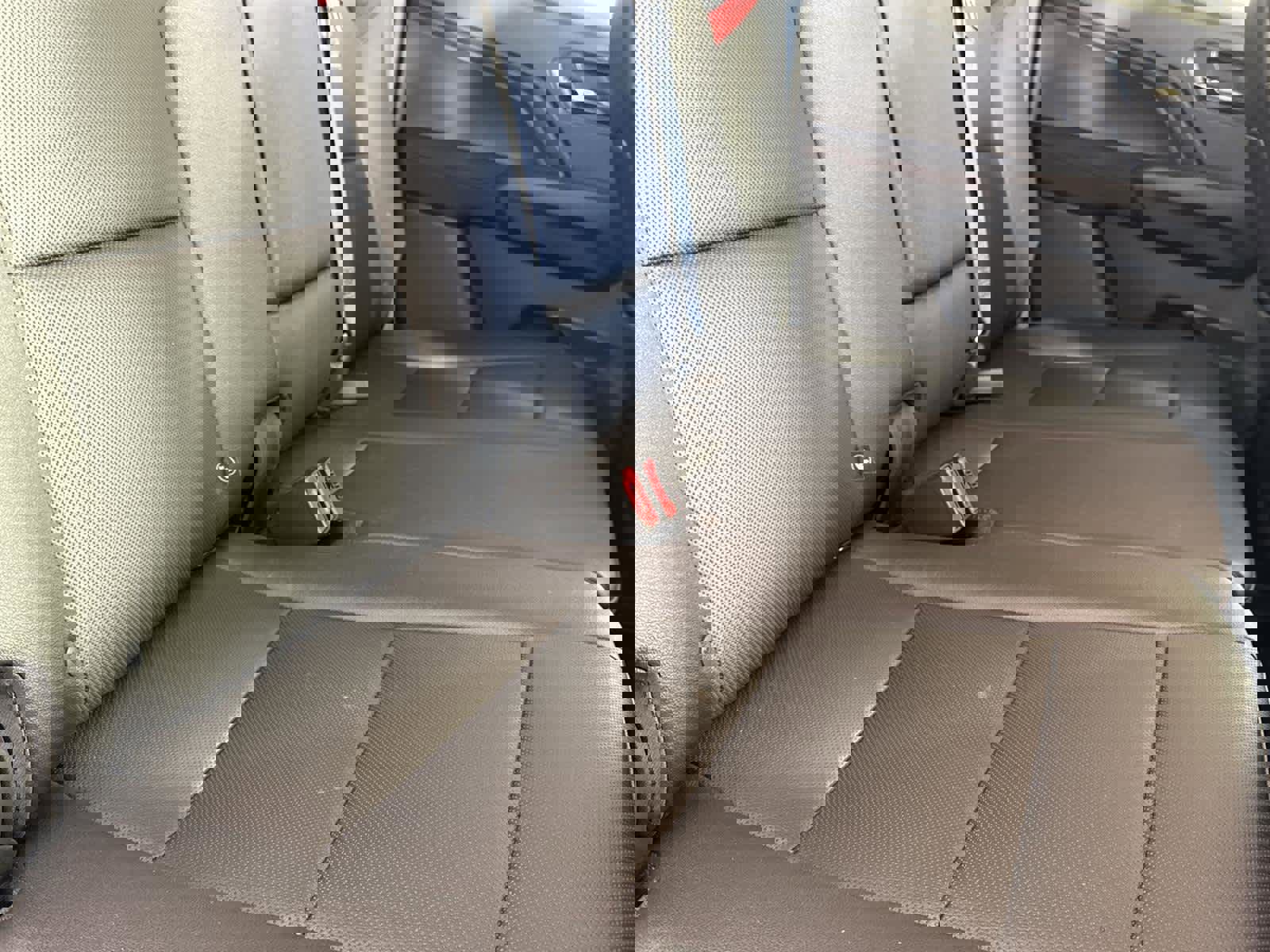 Used 2023 Chevrolet Colorado Z71 w/ Z71 Convenience Package 2 image 16