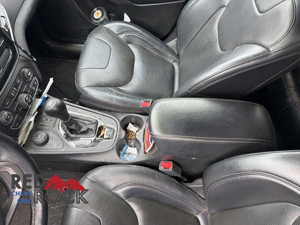 Used 2019 Jeep Cherokee Limited image 4