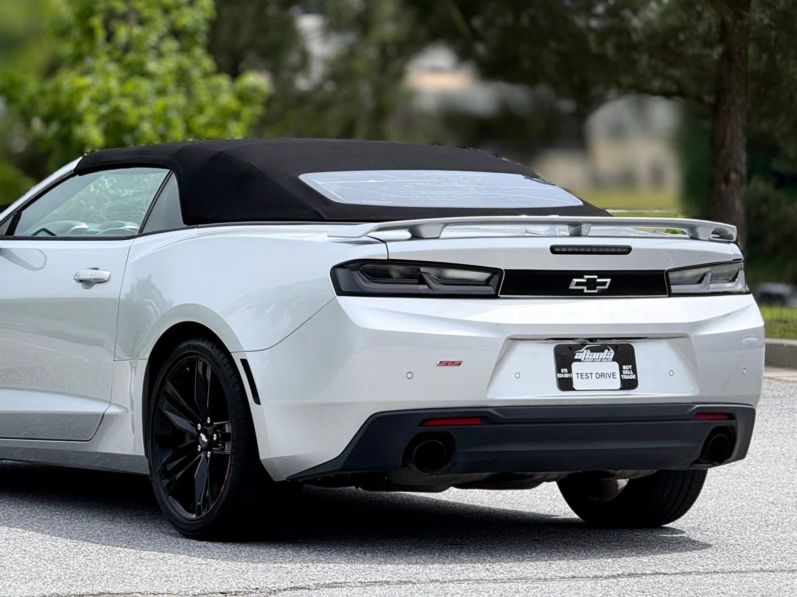 Used 2018 Chevrolet Camaro SS w/ Redline Edition RWD image 44