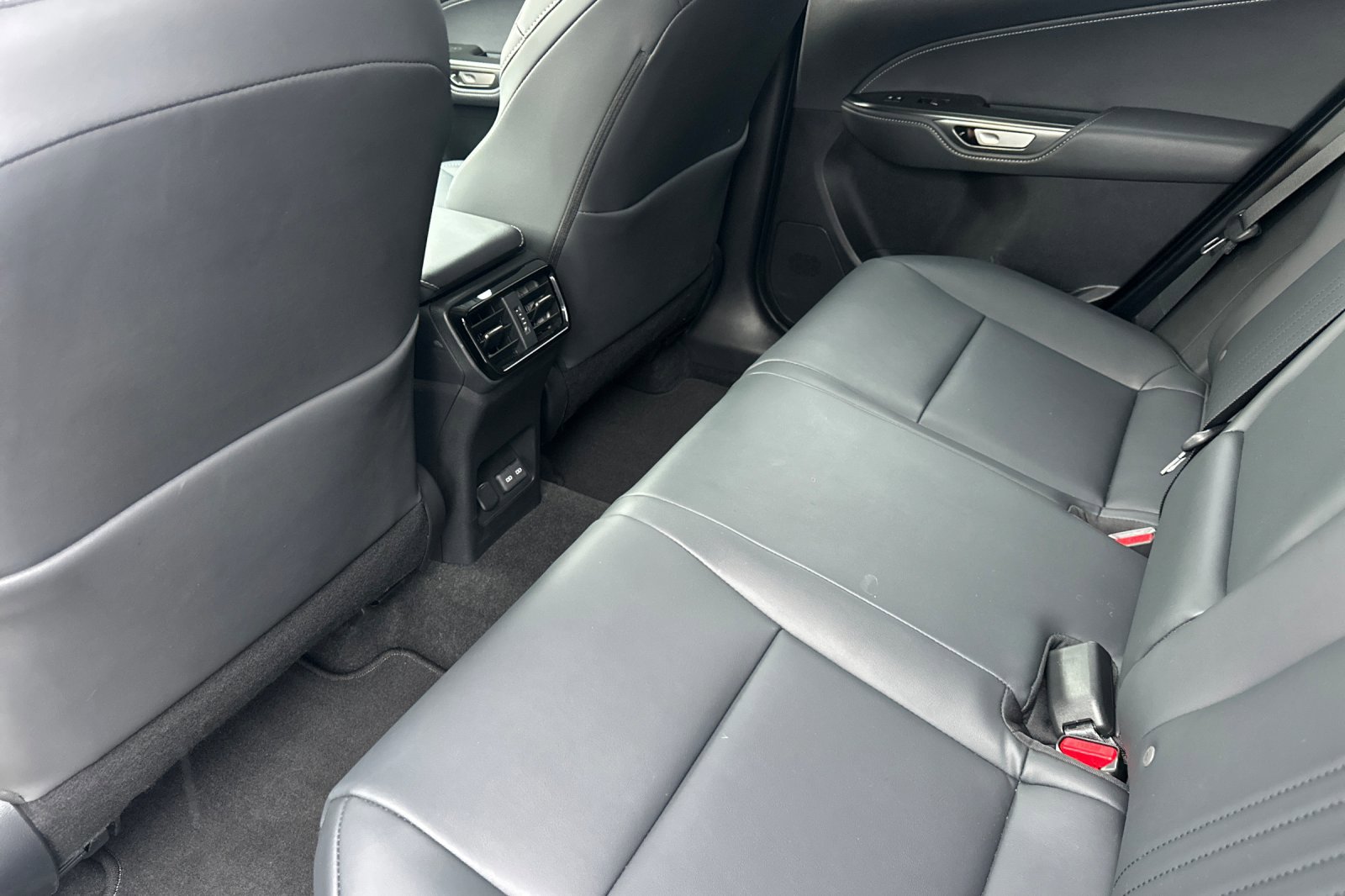 Certified 2025 Lexus NX 350h AWD w/ Premium Package image 27