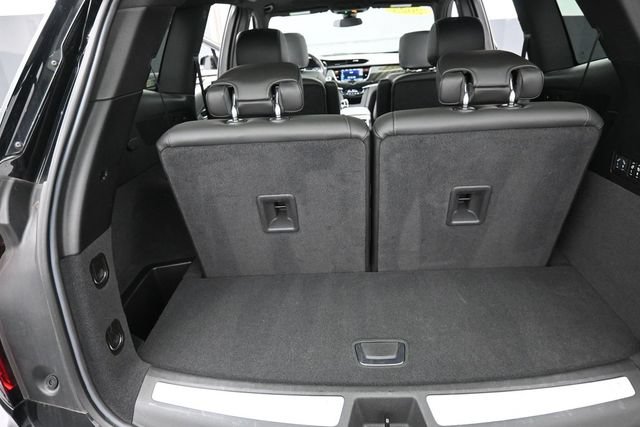 Used 2025 Cadillac XT6 Premium Luxury AWD/4WD image 27