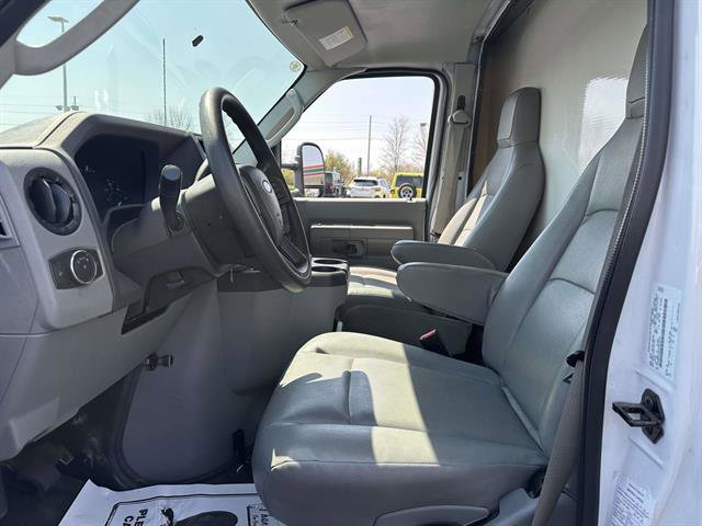 Used 2023 Ford E-350 and Econoline 350 Super Duty w/ Power Windows & Locks Group RWD image 11