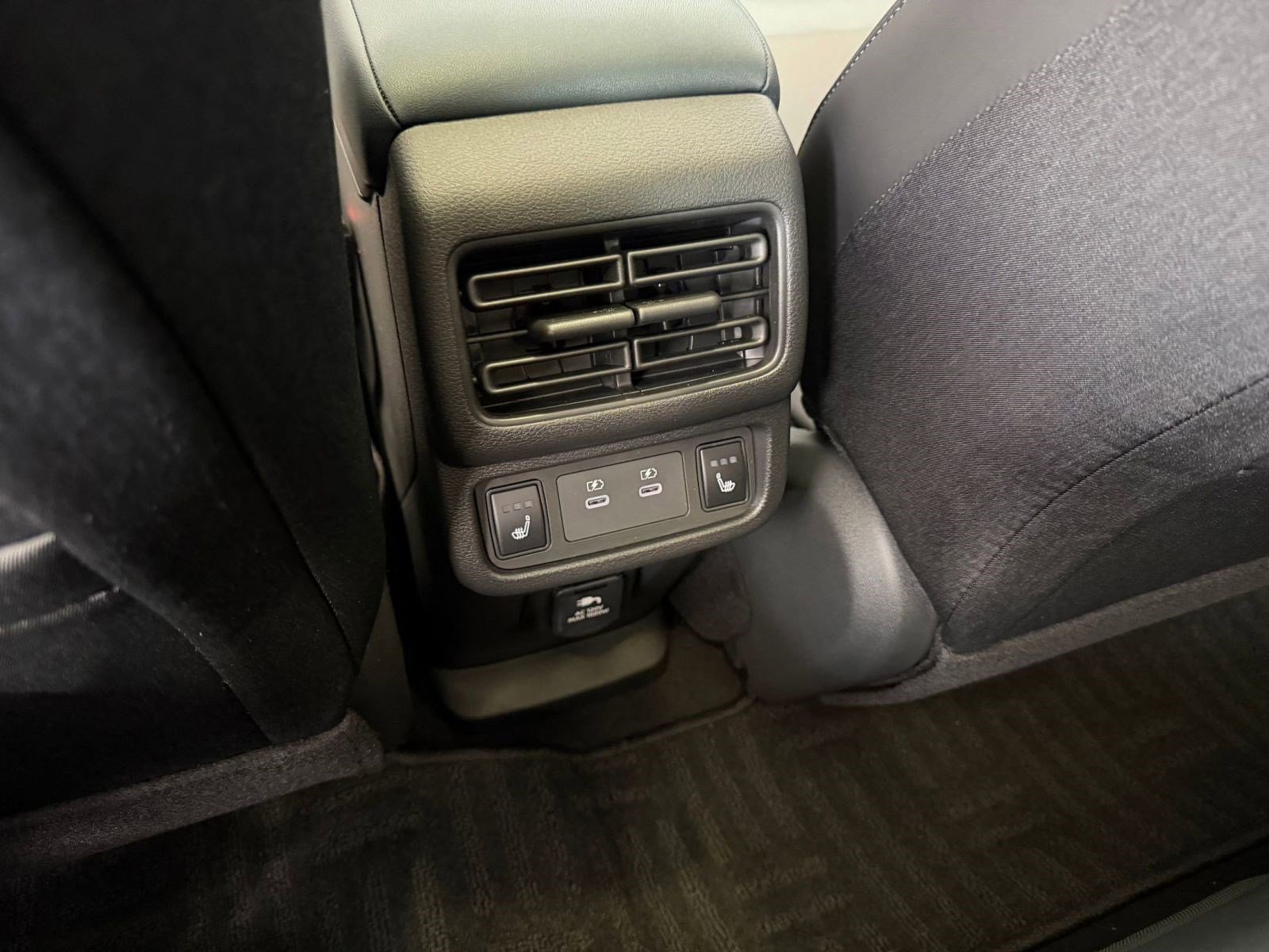 New 2026 Nissan Leaf Platinum+ FWD image 23