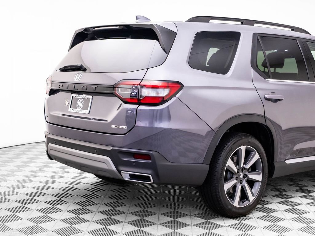 Certified 2024 Honda Pilot Touring image 33