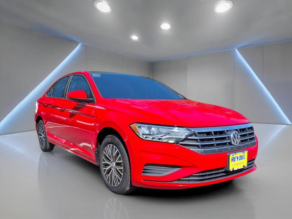 Used 2021 Volkswagen Jetta SE w/ SE Cold Weather Package