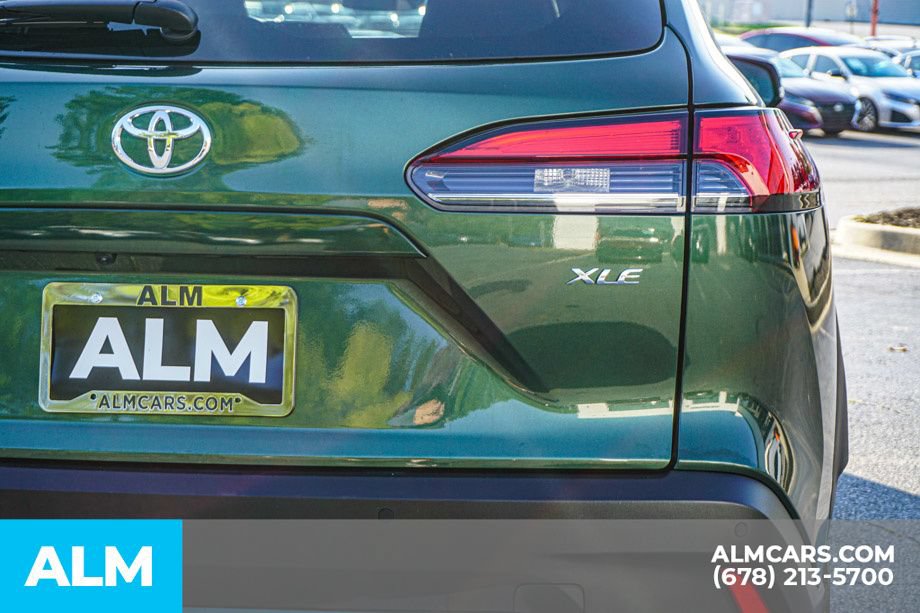 Used 2026 Toyota Corolla Cross XLE FWD image 12