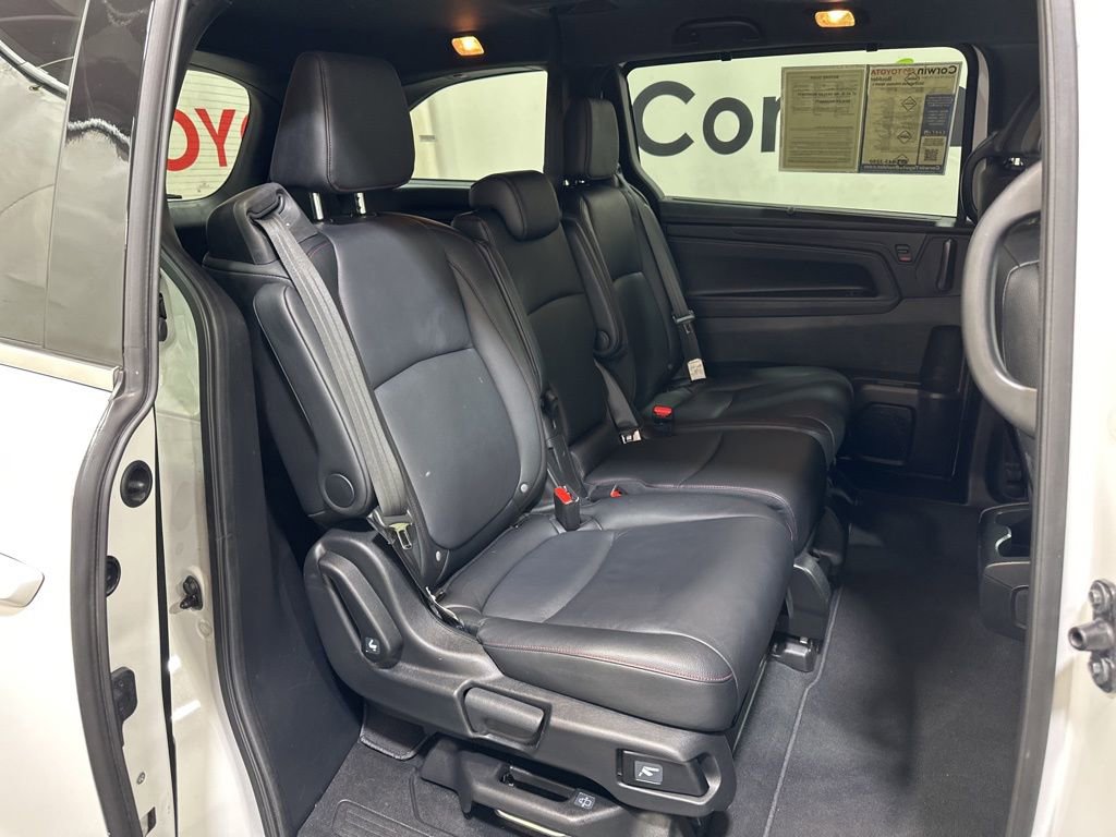 Used 2025 Honda Odyssey Sport-L image 14