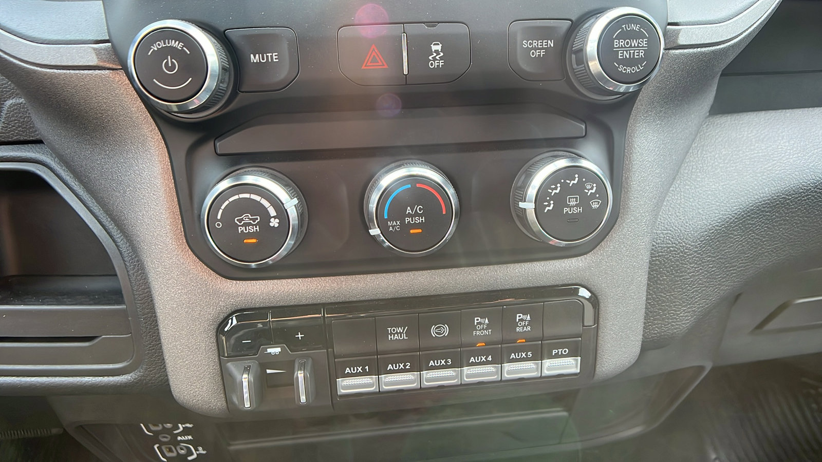 New 2024 RAM 5500 Tradesman image 24